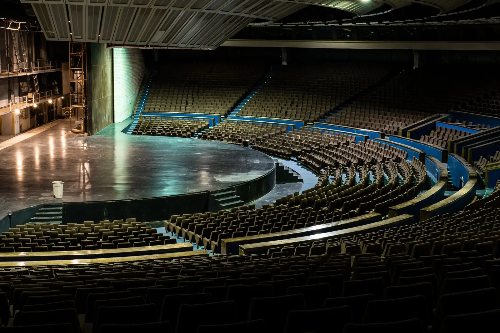 Entertainment venue at MorvessianroyalRetreat